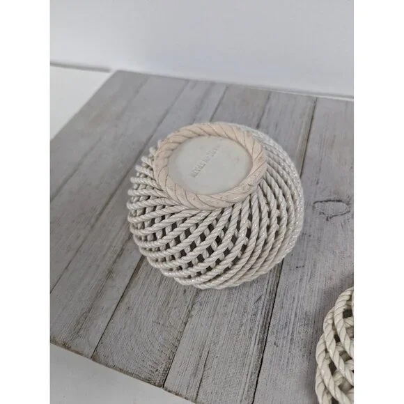 Vintage Woven Basket Weave Ceramic Covered Triniket Dish Roses Spain White Pink - Picture 7 of 9